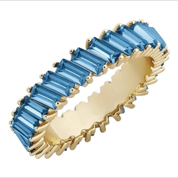 ZIRCONIA INLAID GOLD RING - Picture 4 of 8